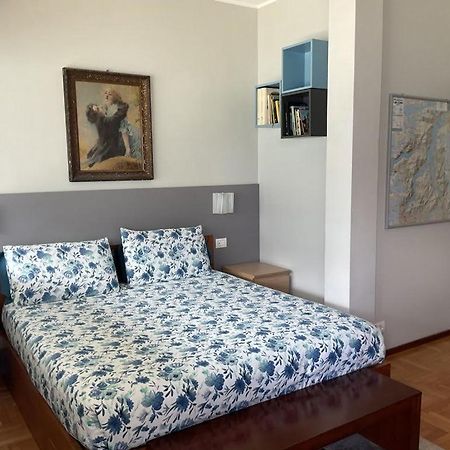 Lakeviewcabin - King Room With Balcony 科莫 外观 照片