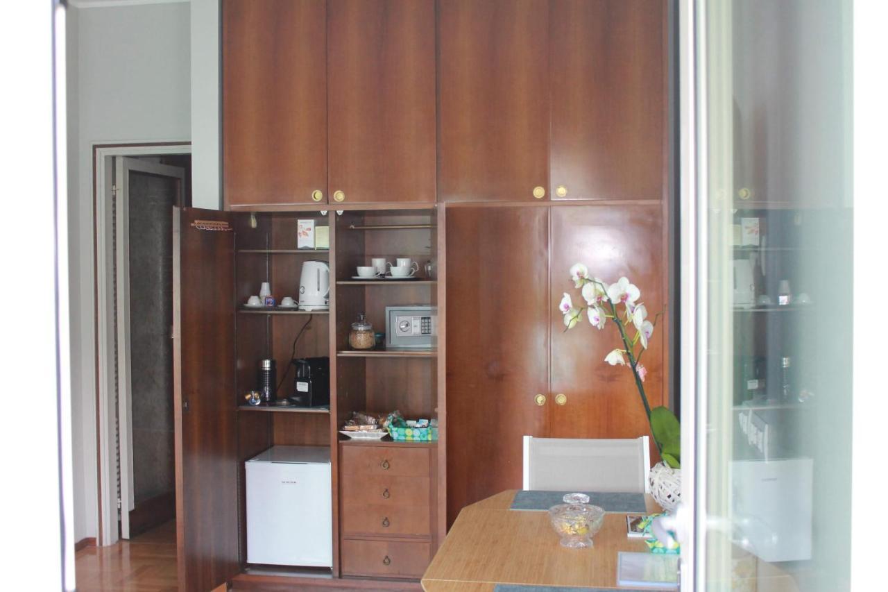 Lakeviewcabin - King Room With Balcony 科莫 外观 照片
